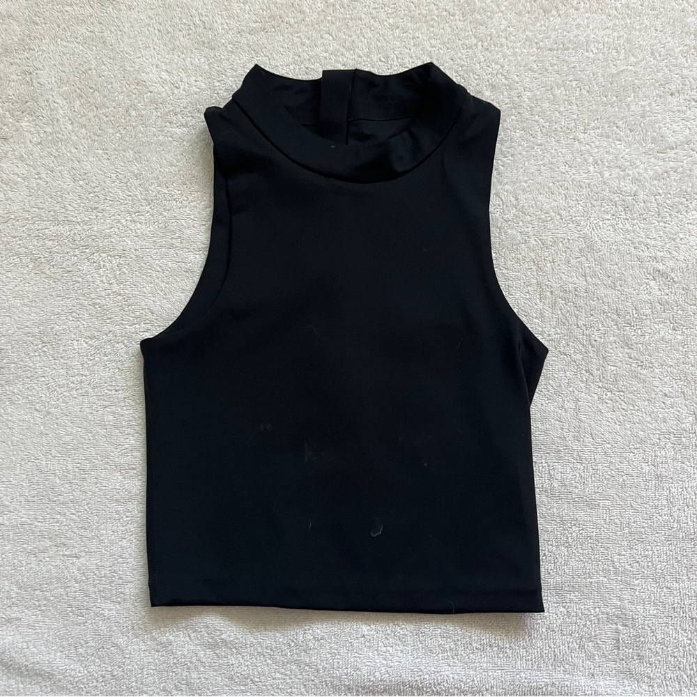 Girlfriend collective zip mock neck top XS